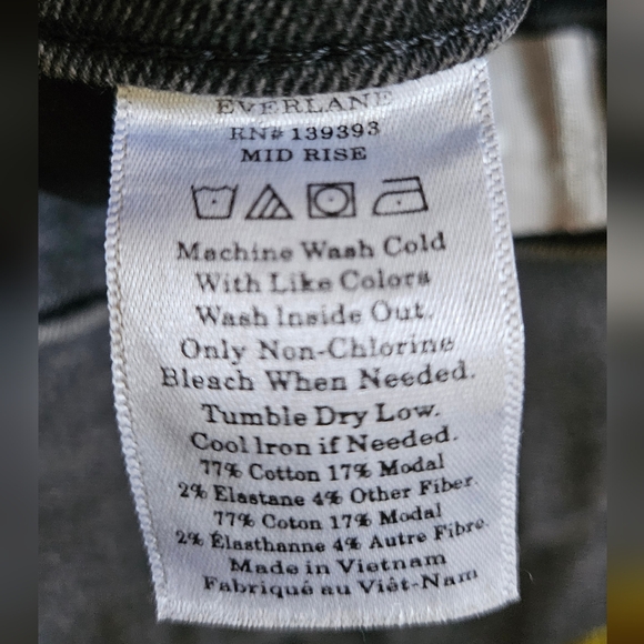 Everlane Jeans Mid Rise Black Wash Raw Hem Ankle Skinny Denim Size 25 - Picture 8 of 8